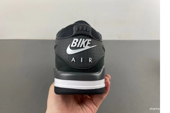 Sylvester  Grey” Nigel 4 Jordan RM   HF4334-004 Air HF4334-004 “Driveway 0204